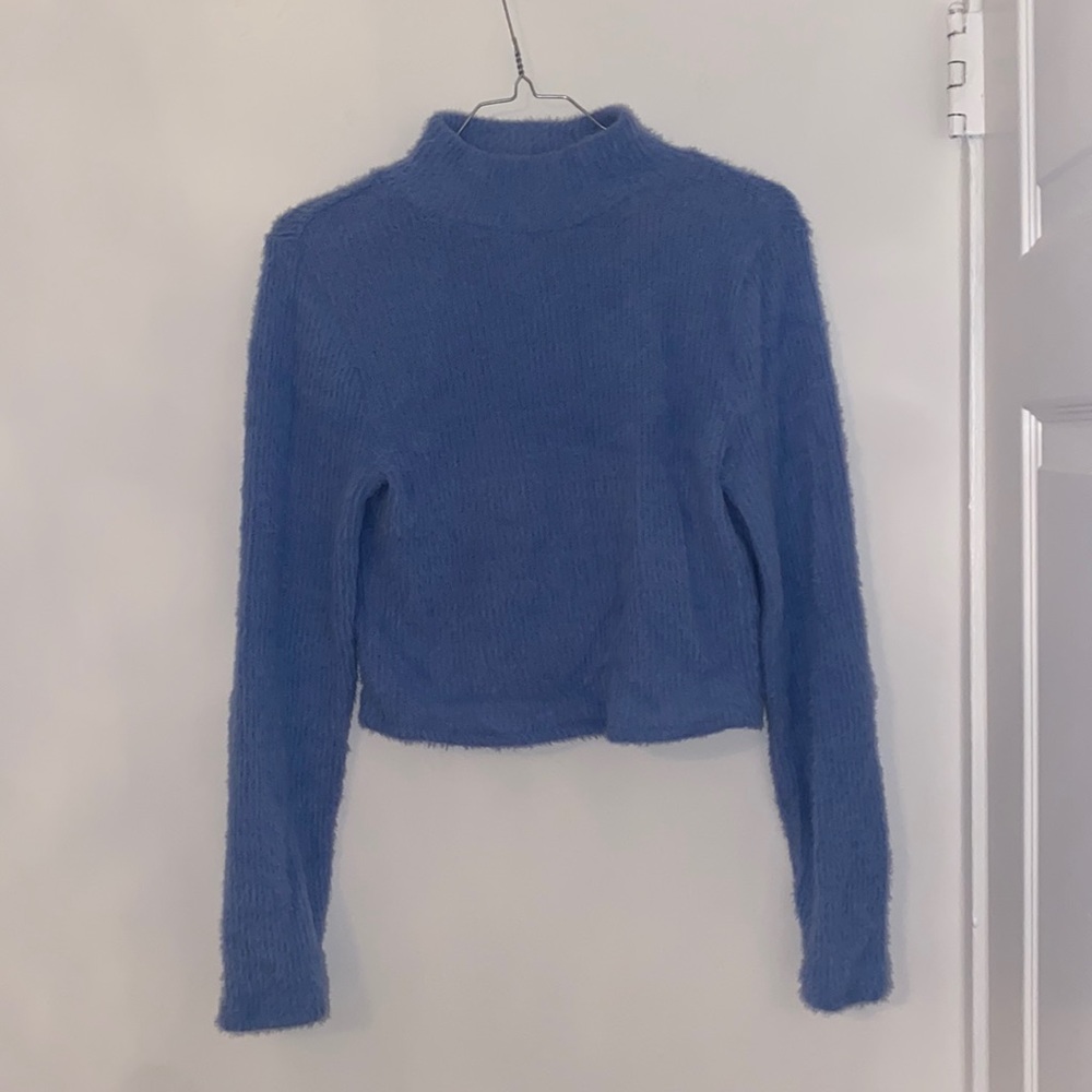 Fuzzy mock neck ⚡️SEND BEST OFFER⚡️